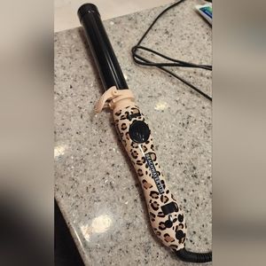 Beachwaver Catwalk Edition 1.25 Barrel